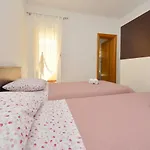 Tanja-1 By Interhome Maslenica